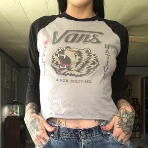 Cropped baseball tee